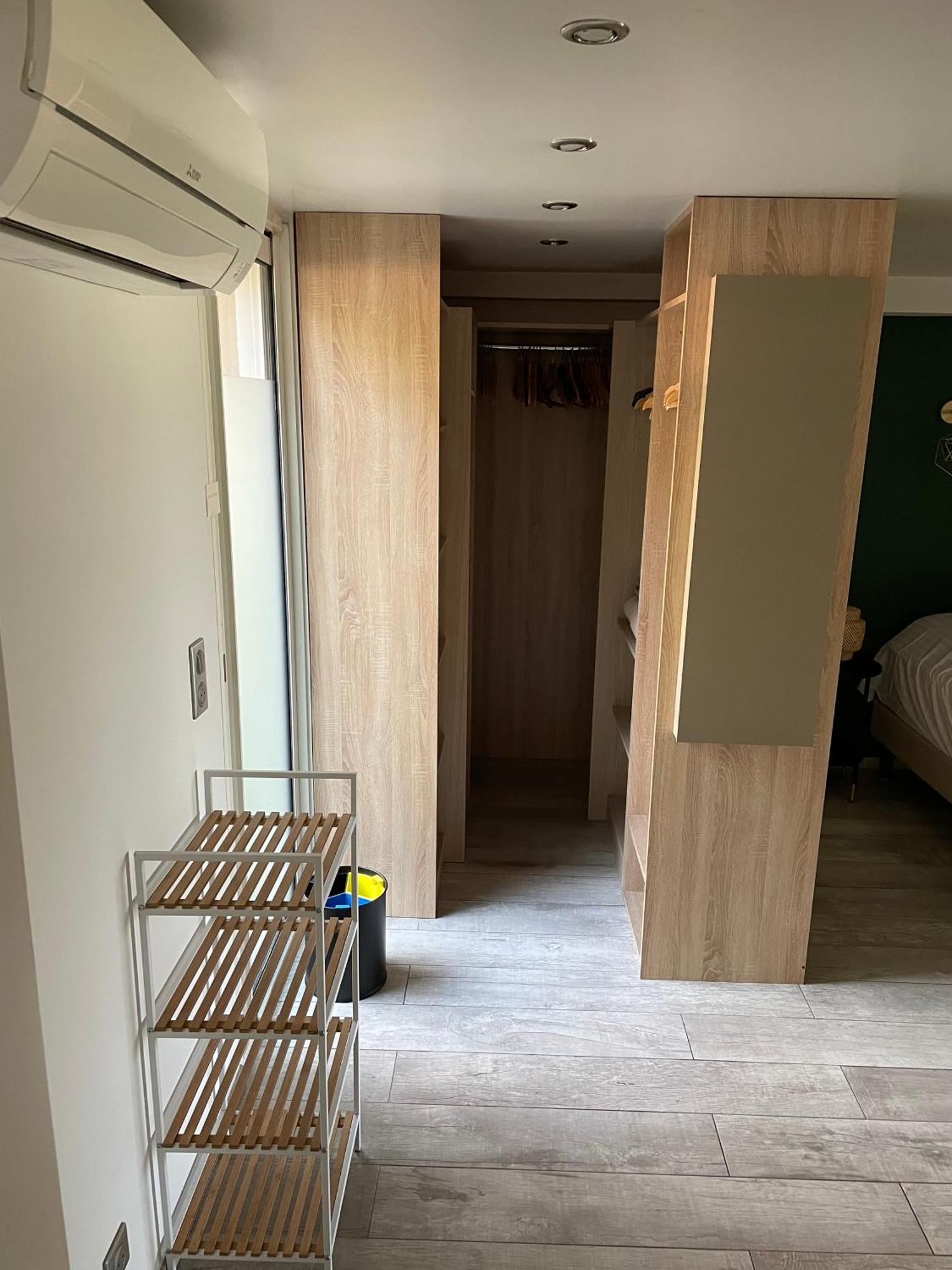 Hotel Le Rabelais 르 라방두 외부 사진