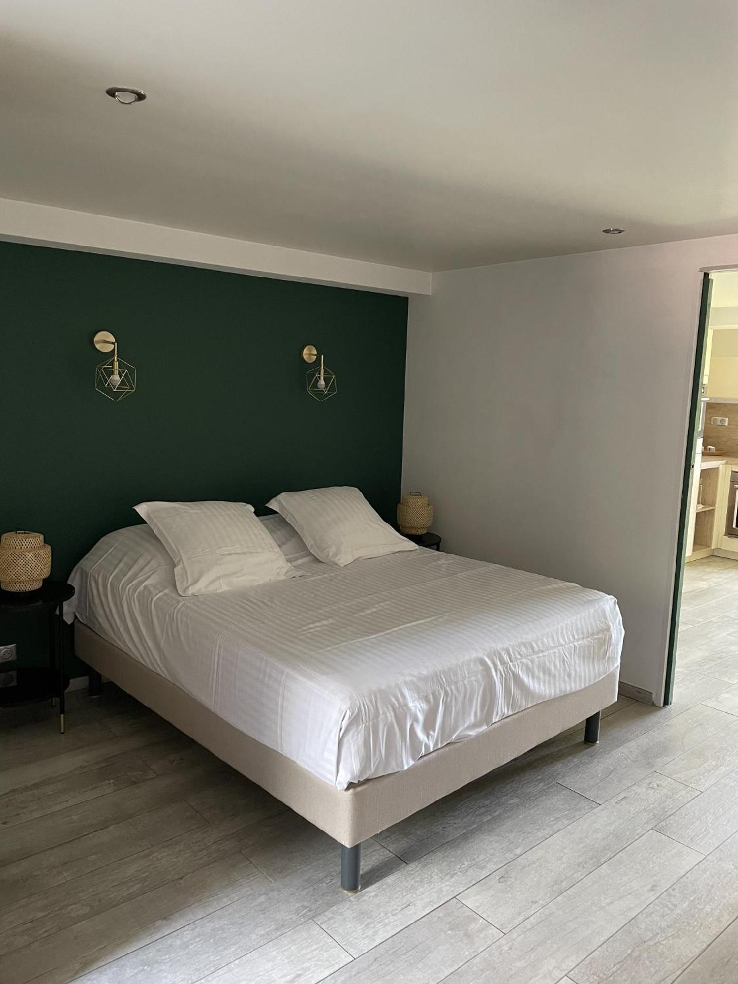Hotel Le Rabelais 르 라방두 외부 사진