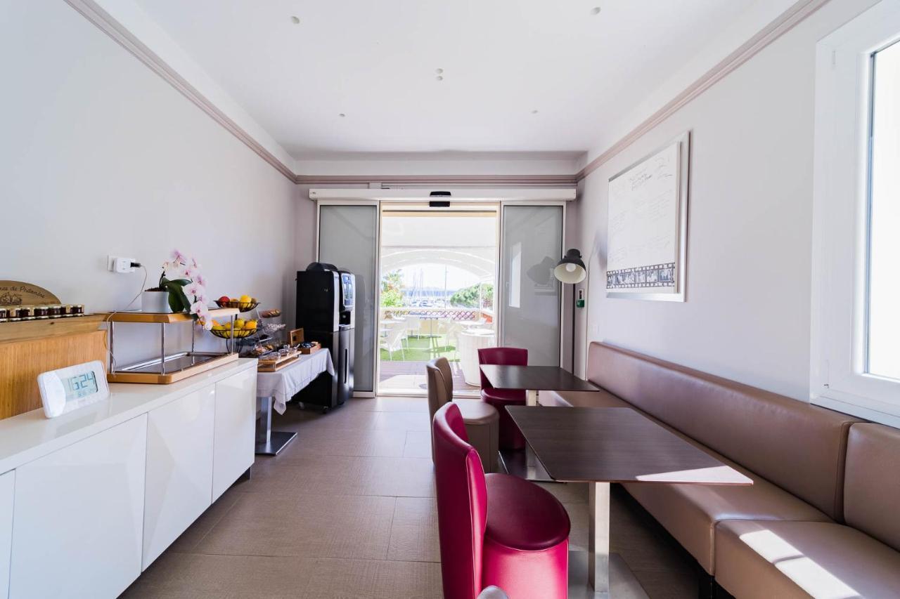 Hotel Le Rabelais 르 라방두 외부 사진