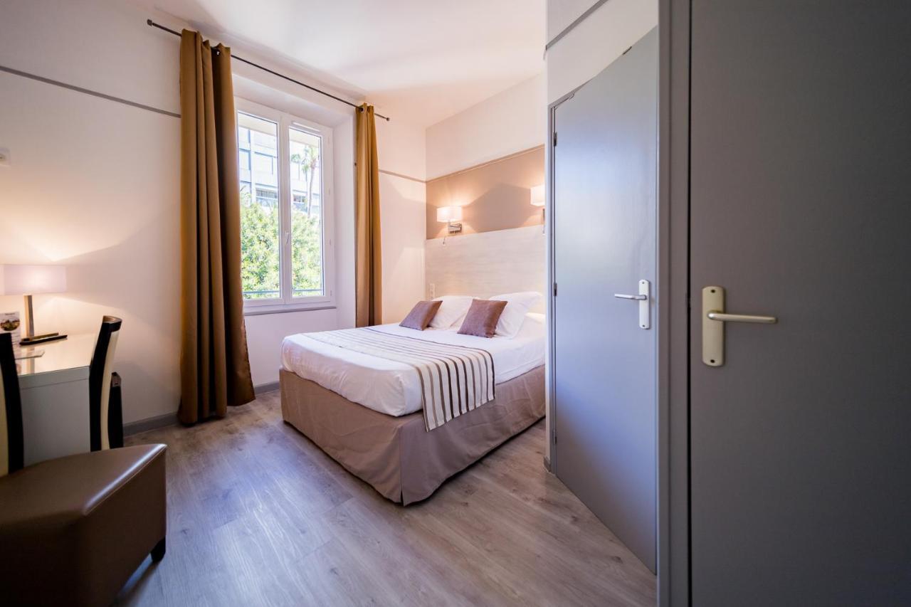 Hotel Le Rabelais 르 라방두 외부 사진